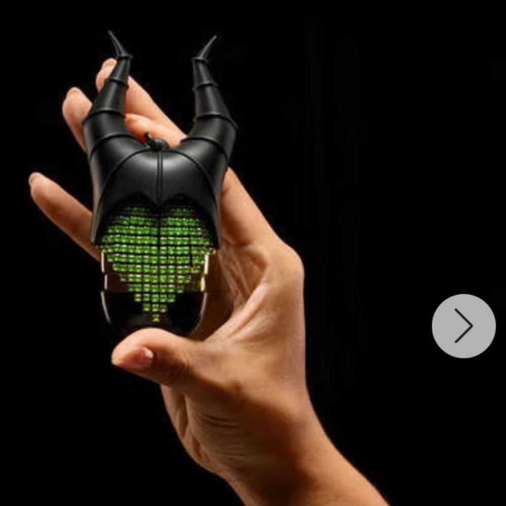 NWT! Disney’s Maleficent Bling Glow In The Dark Pocketbac Holder! Holder ONLY!